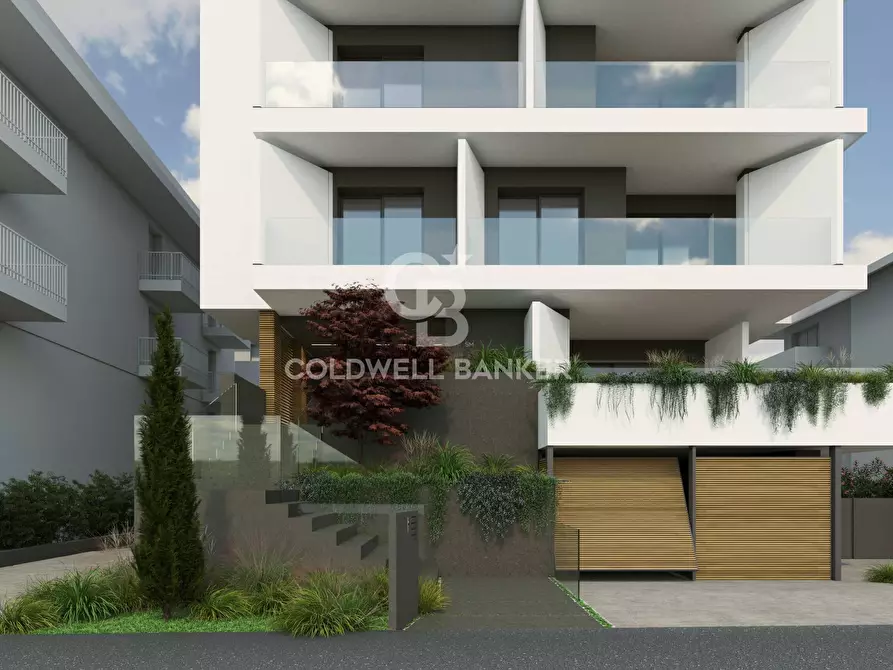 Immagine 4 di Appartamento in vendita  in Via Bassini a Riccione