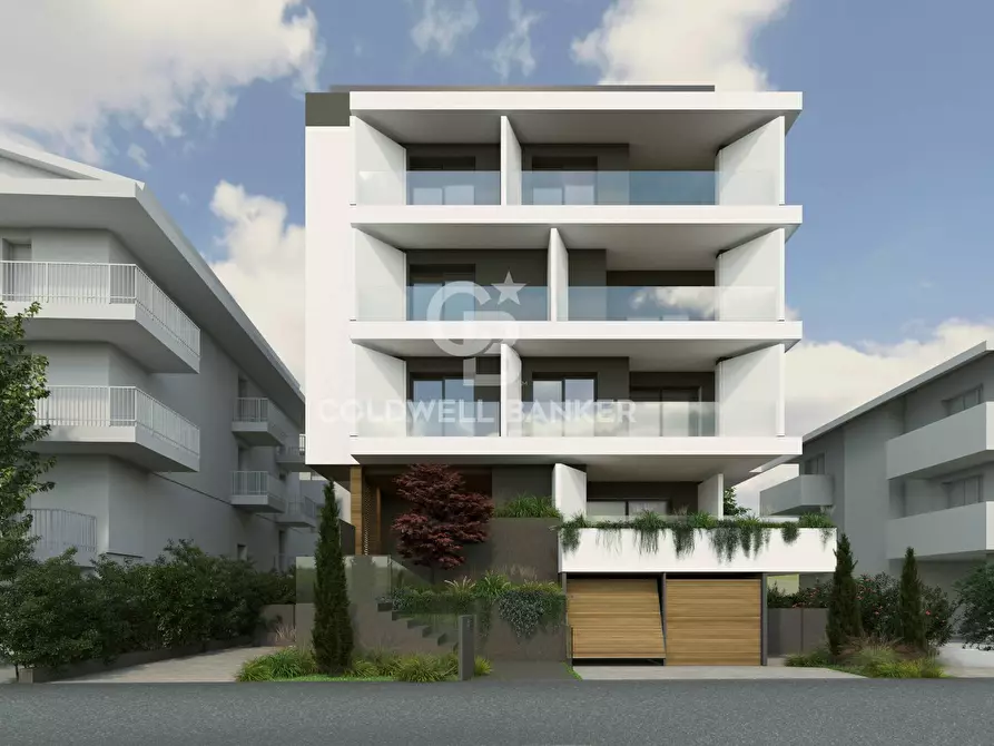 Immagine 3 di Appartamento in vendita  in Via Bassini a Riccione