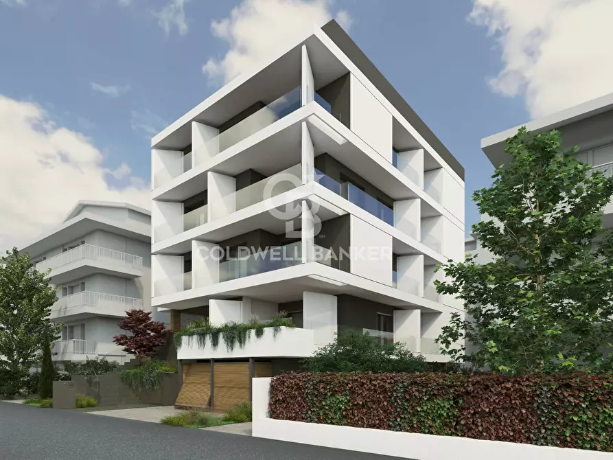 Immagine 2 di Appartamento in vendita  in Via Bassini a Riccione