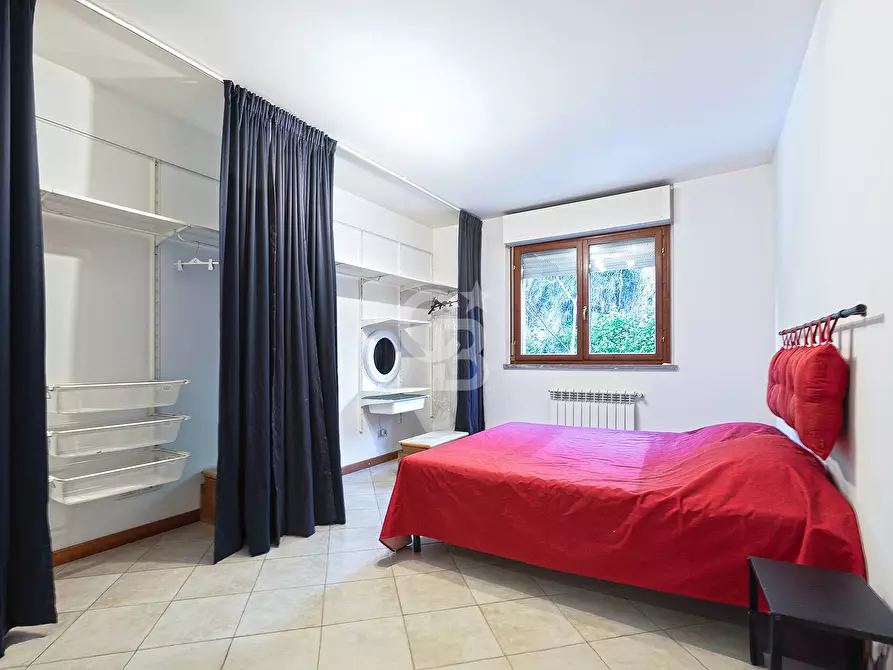 Immagine 11 di Appartamento in vendita  in Via Angelo Ioppi a Viterbo