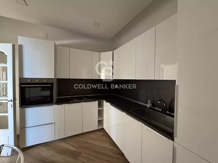 Immagine 6 di Appartamento in vendita  in corso marconi a Ospedaletti