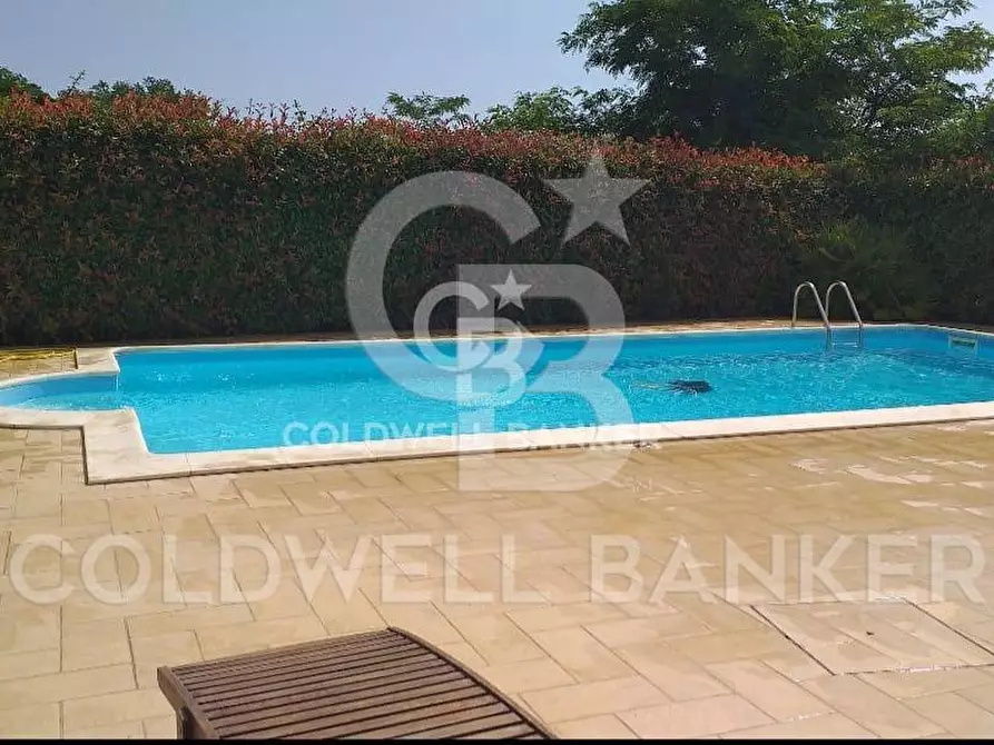 Immagine 3 di Casa semindipendente in vendita  in Via Di San Celso a Bracciano