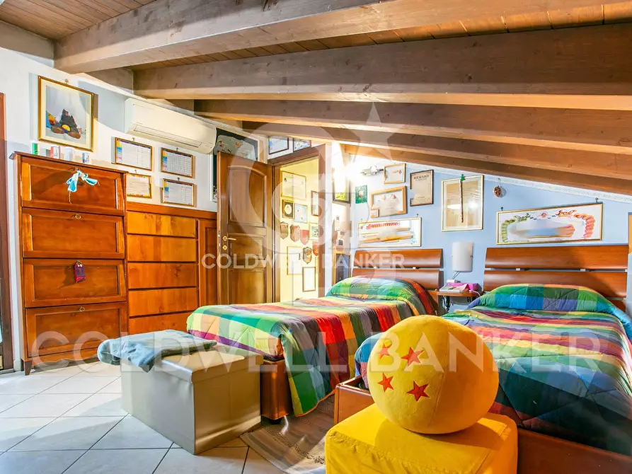 Immagine 16 di Casa semindipendente in vendita  in Via Di San Celso a Bracciano