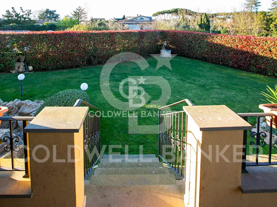 Immagine 29 di Casa semindipendente in vendita  in Via Di San Celso a Bracciano