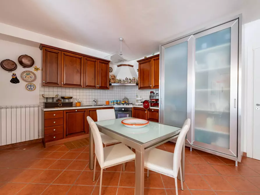 Immagine 22 di Villa in vendita  in Via Fiei a Castelnuovo Cilento