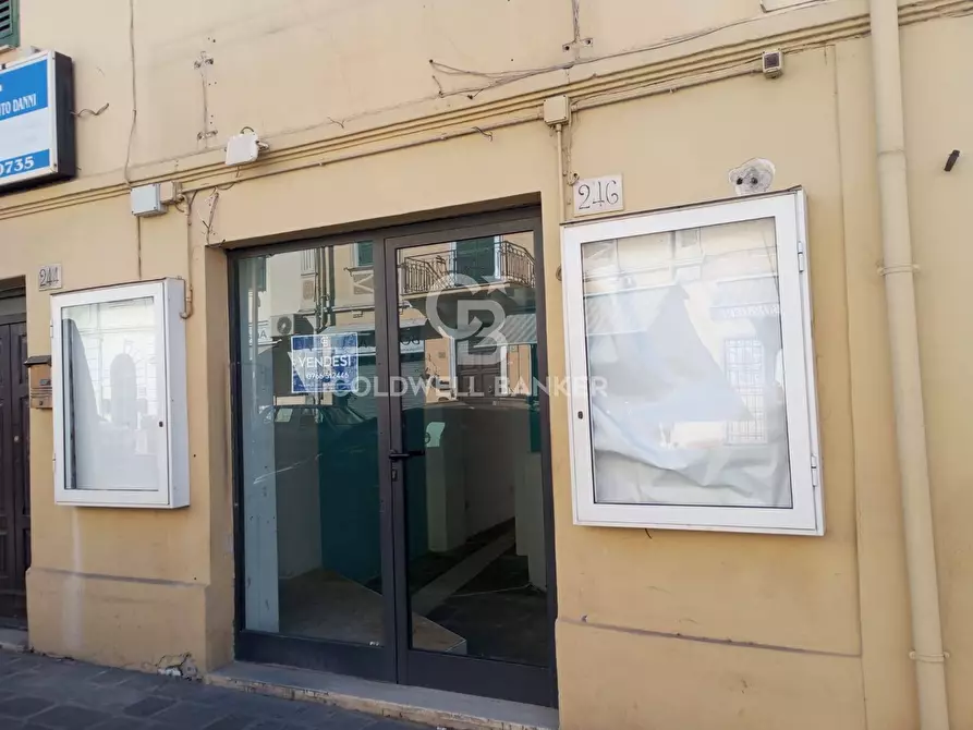 Immagine 4 di Locale commerciale in vendita  in Via Aurelia a Santa Marinella