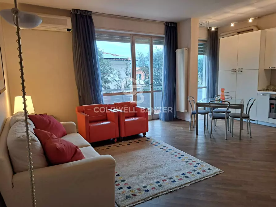 Immagine 2 di Appartamento in vendita  in Via Gorizia a Forte Dei Marmi