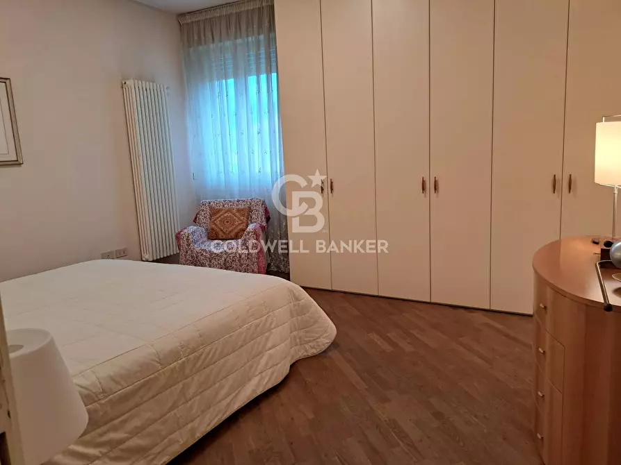 Immagine 9 di Appartamento in vendita  in Via Gorizia a Forte Dei Marmi