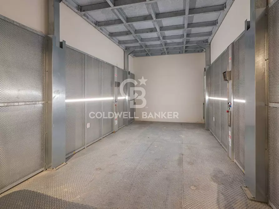 Immagine 30 di Villa in vendita  in Viale Fiume a Riccione