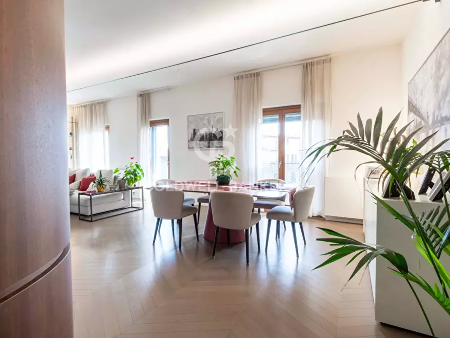 Immagine 2 di Appartamento in vendita  in Via Ambrogio Figino a Milano