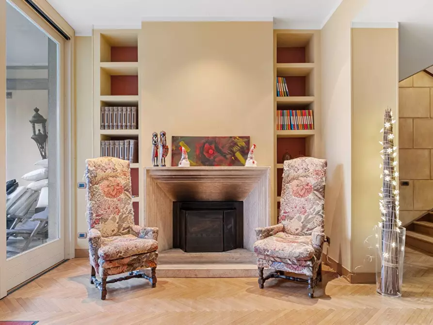 Immagine 8 di Villa in vendita  in Via Bicocca a Varese