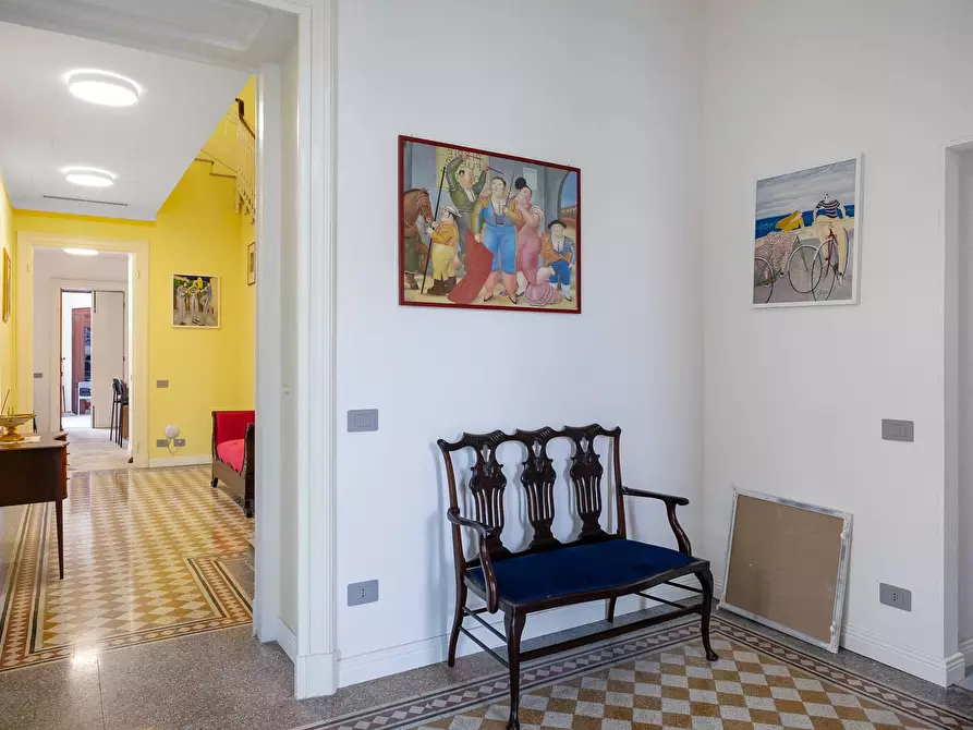 Immagine 18 di Villa in vendita  in via Milano a Argegno