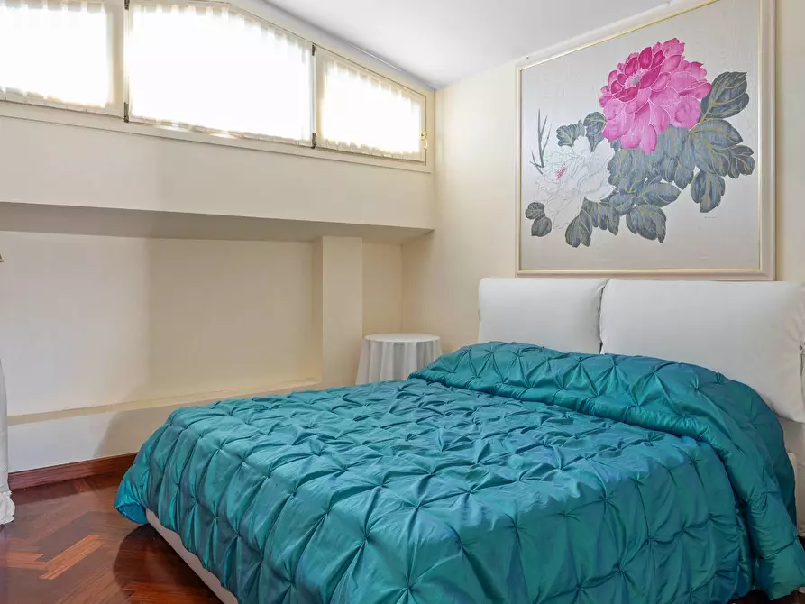 Immagine 25 di Villa in vendita  in Corso Marconi a San Remo