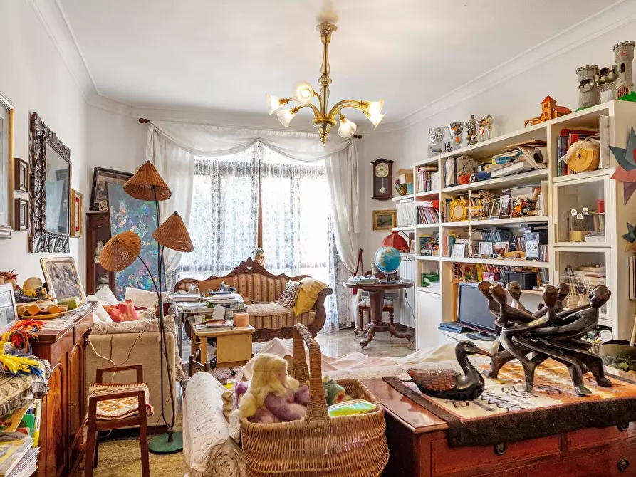 Immagine 18 di Villa in vendita  in via Romana a Bordighera