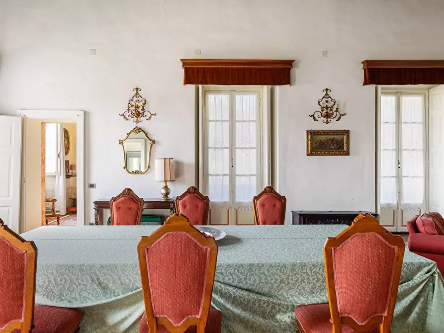 Immagine 22 di Villa in vendita  in via Mazzini a Castello Cabiaglio