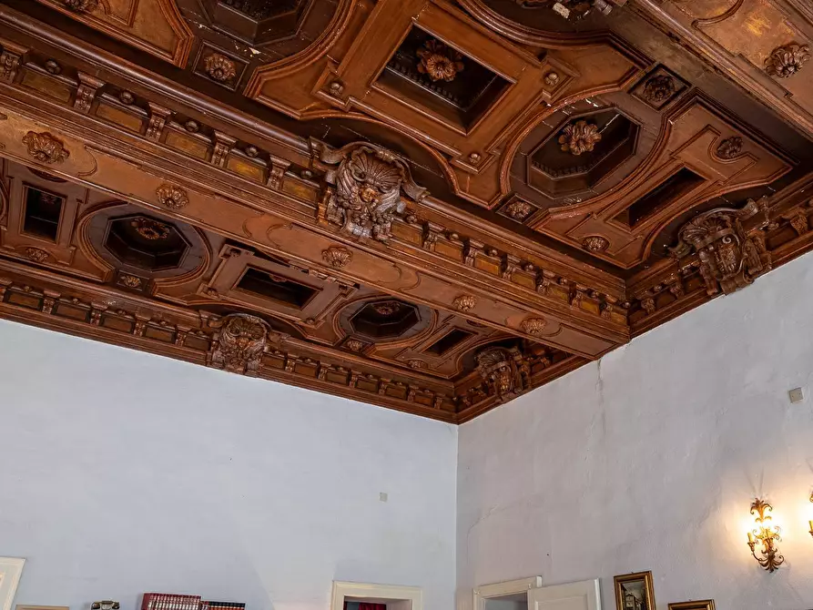 Immagine 25 di Villa in vendita  in via Mazzini a Castello Cabiaglio