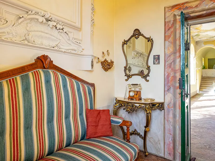 Immagine 26 di Villa in vendita  in via Mazzini a Castello Cabiaglio