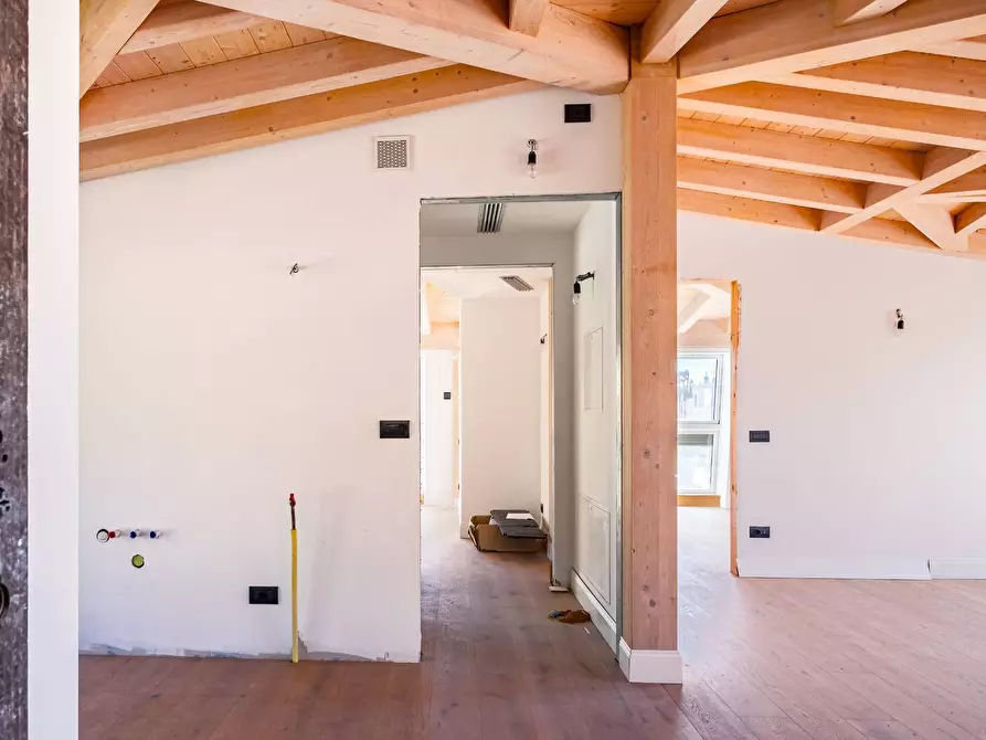 Immagine 23 di Villa in vendita  in via G. Borea a San Remo