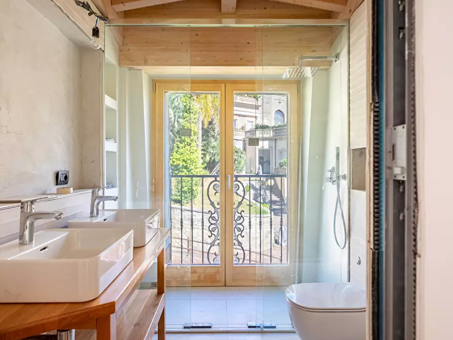 Immagine 28 di Villa in vendita  in via G. Borea a San Remo