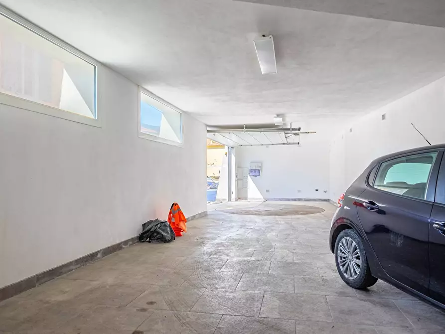 Immagine 30 di Villa in vendita  in via G. Borea a San Remo