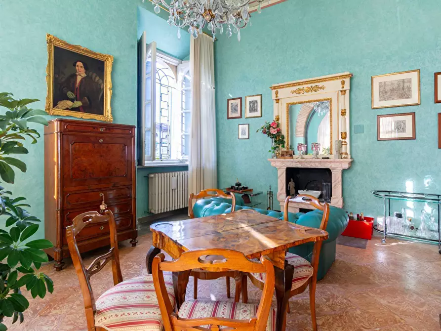 Immagine 17 di Villa in vendita  in Via Luigi Cadorna a Albese Con Cassano