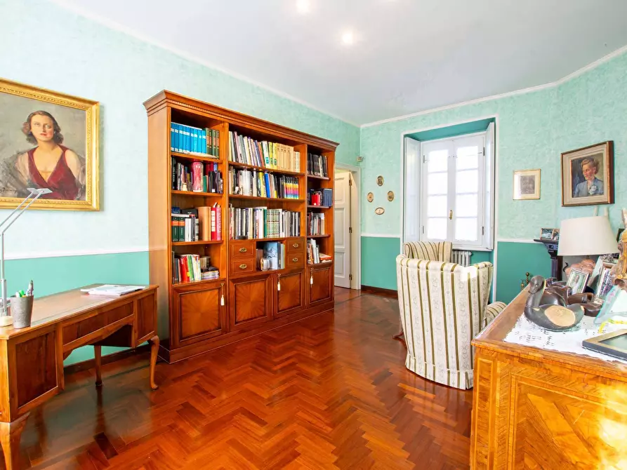 Immagine 24 di Villa in vendita  in Via Luigi Cadorna a Albese Con Cassano