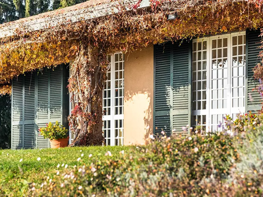 Immagine 8 di Villa in vendita  in VIA PER ERBA a Eupilio