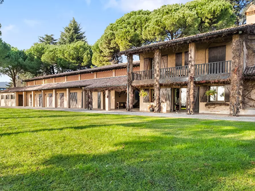 Immagine 15 di Villa in vendita  in VIA PER ERBA a Eupilio