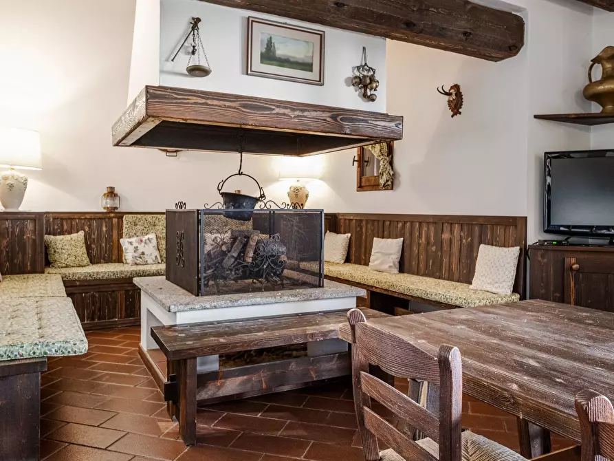 Immagine 19 di Villa in vendita  in VIA PER ERBA a Eupilio