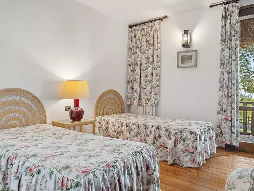 Immagine 22 di Villa in vendita  in VIA PER ERBA a Eupilio