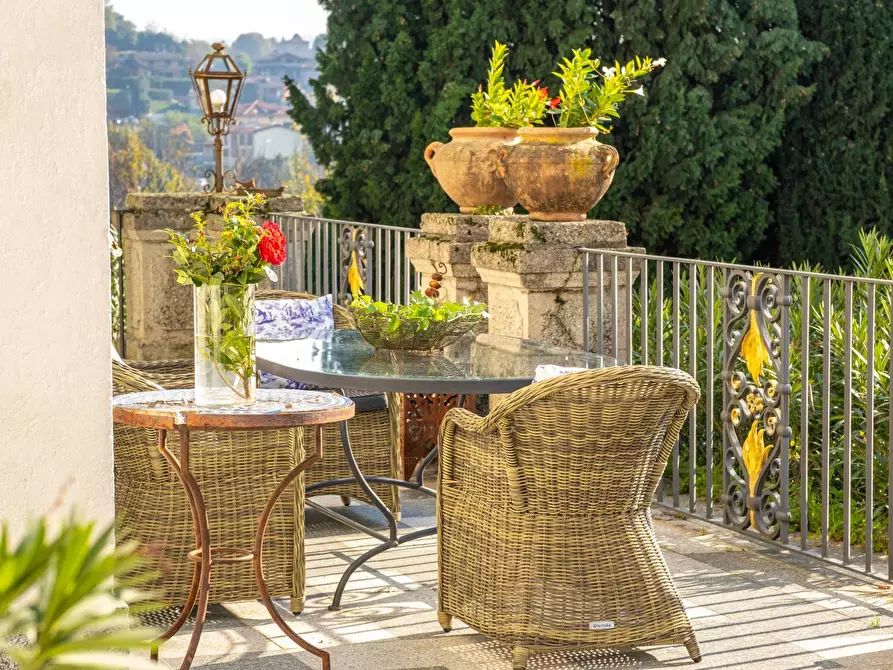 Immagine 9 di Villa in vendita  in via Cadorna a Costa Masnaga