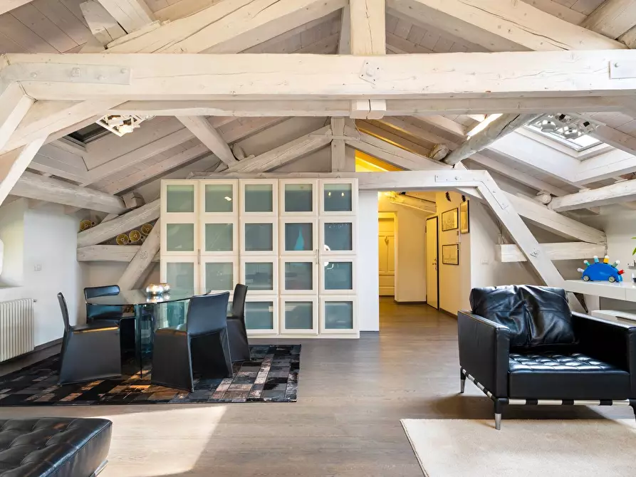 Immagine 14 di Villa in vendita  in via Cadorna a Costa Masnaga