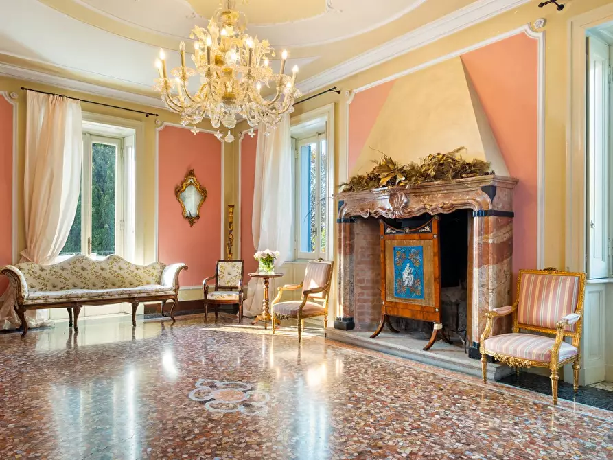 Immagine 19 di Villa in vendita  in via Cadorna a Costa Masnaga