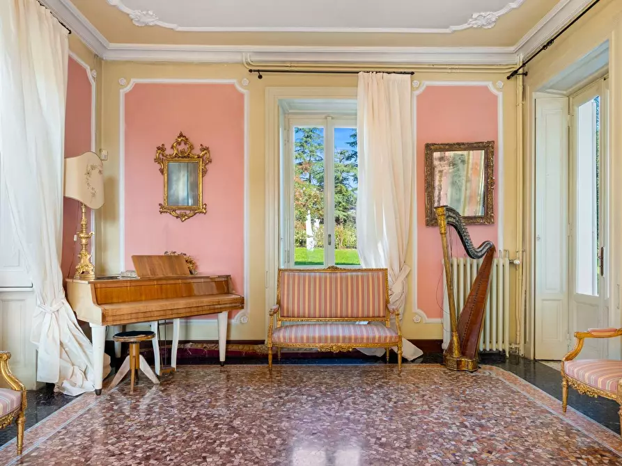 Immagine 21 di Villa in vendita  in via Cadorna a Costa Masnaga
