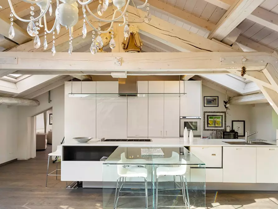 Immagine 23 di Villa in vendita  in via Cadorna a Costa Masnaga