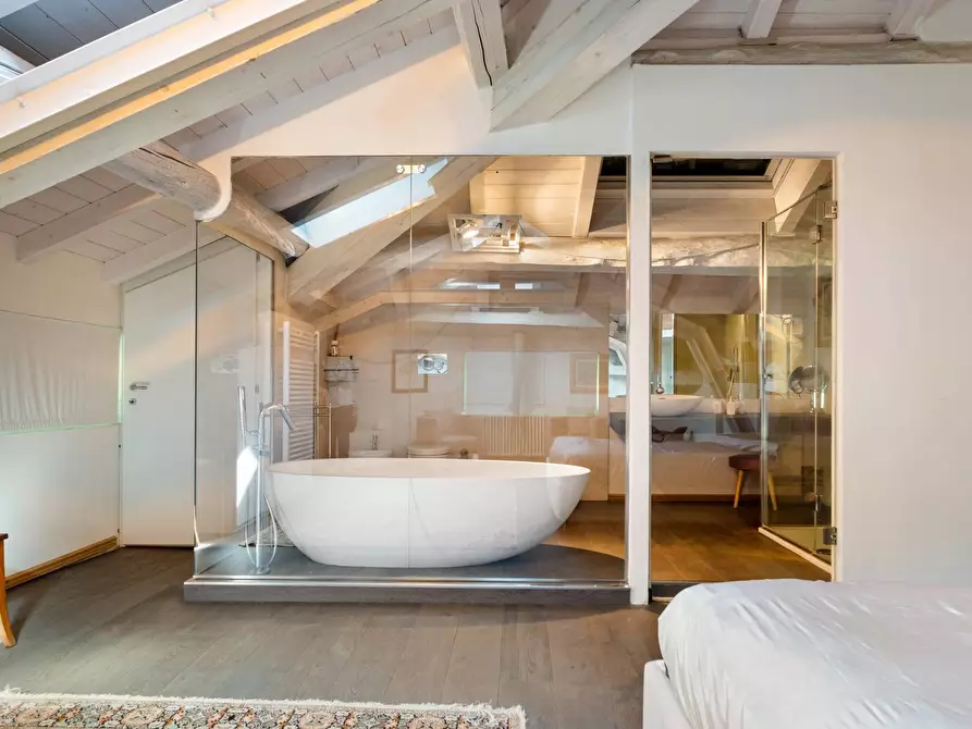 Immagine 30 di Villa in vendita  in via Cadorna a Costa Masnaga