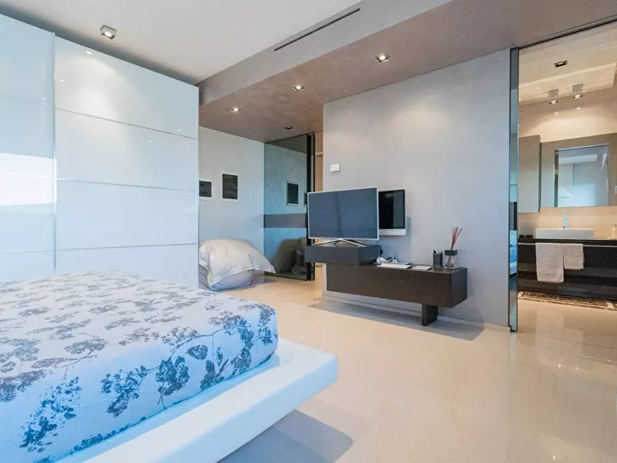 Immagine 4 di Villa in vendita  in via S.francesco a Mezzago