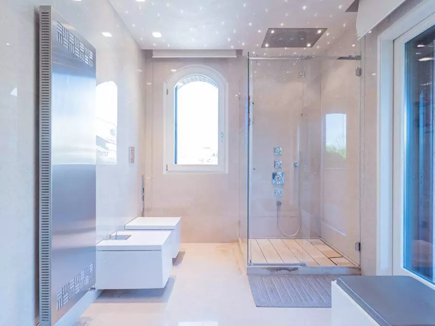 Immagine 13 di Villa in vendita  in via S.francesco a Mezzago