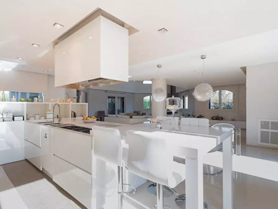 Immagine 17 di Villa in vendita  in via S.francesco a Mezzago