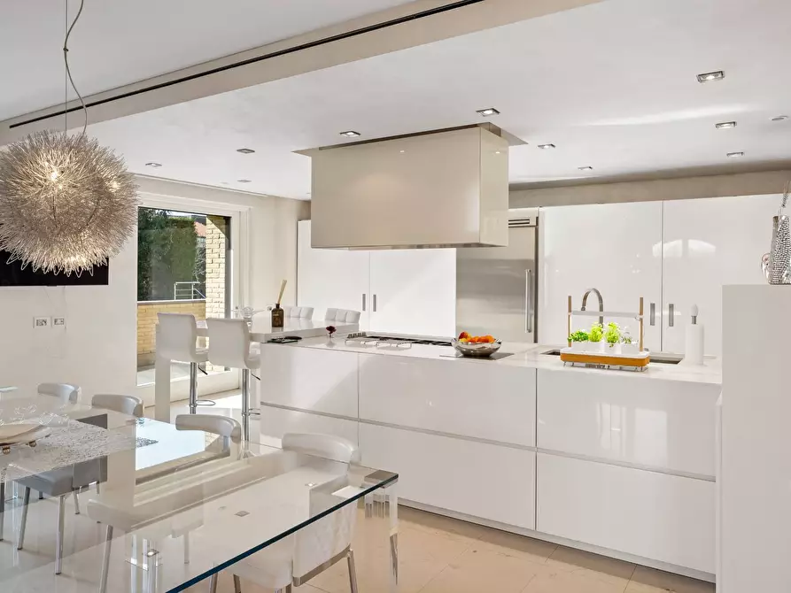 Immagine 20 di Villa in vendita  in via S.francesco a Mezzago