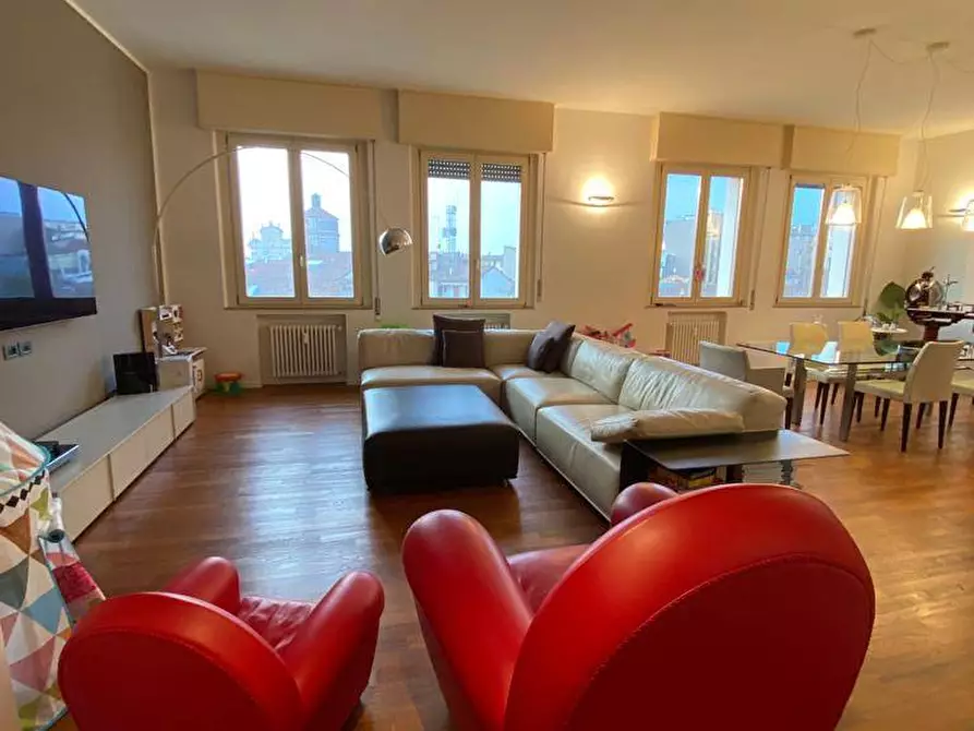 Immagine 4 di Appartamento in vendita  a Mantova