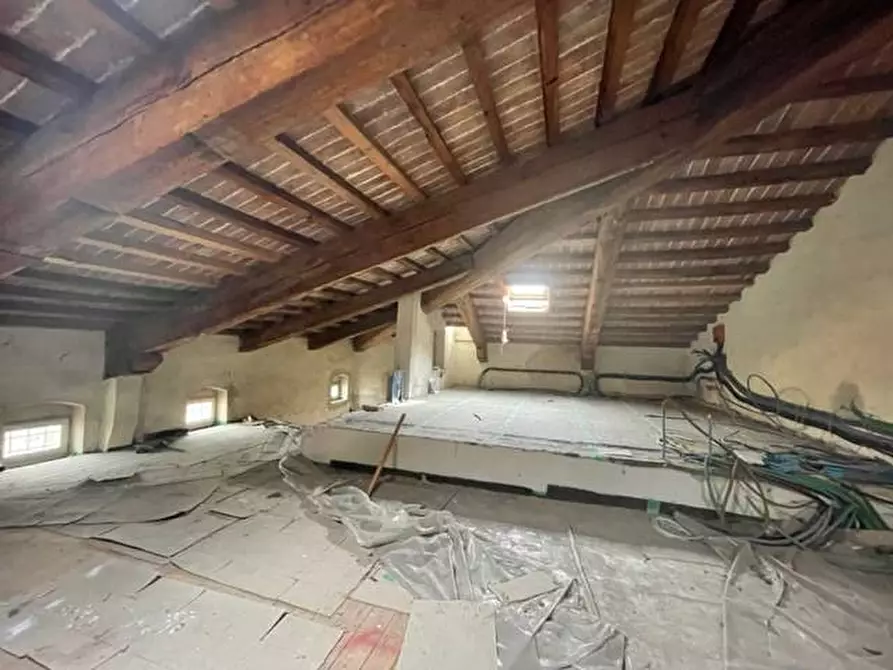 Immagine 2 di Appartamento in vendita  a Mantova