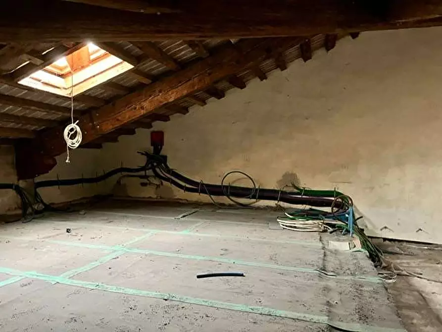 Immagine 5 di Appartamento in vendita  a Mantova