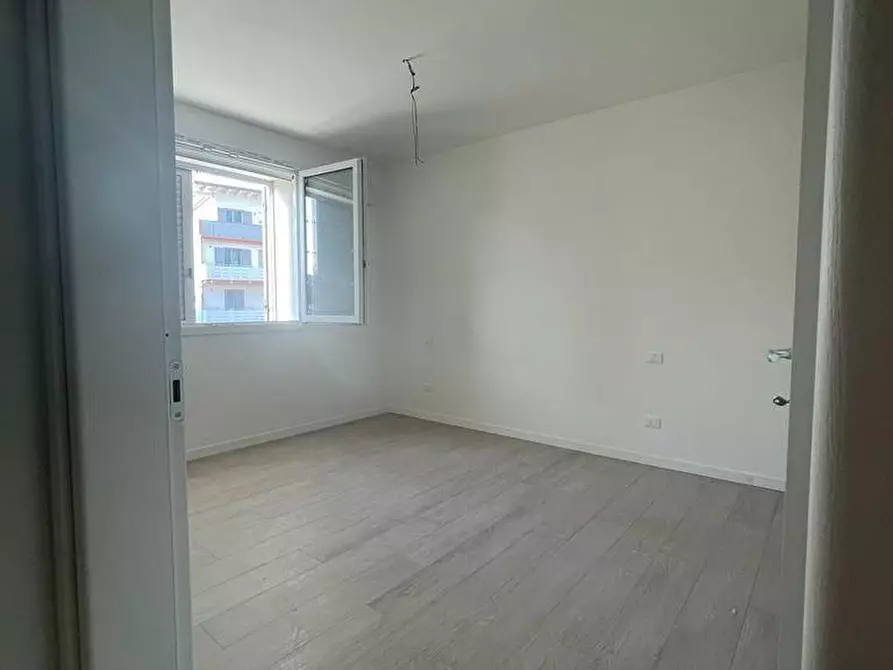 Immagine 10 di Appartamento in vendita  a Mantova