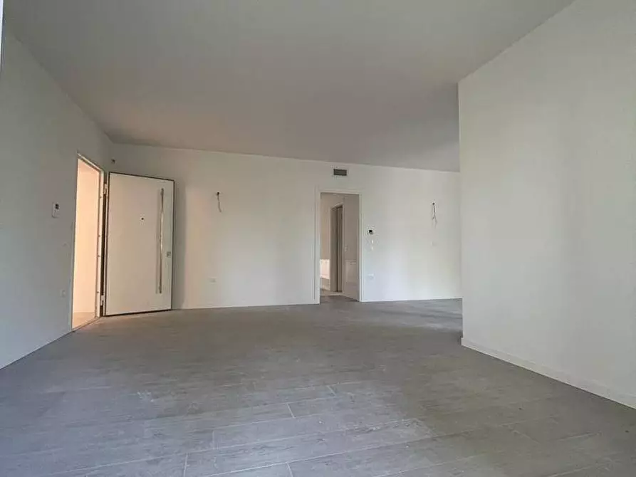 Immagine 12 di Appartamento in vendita  a Mantova