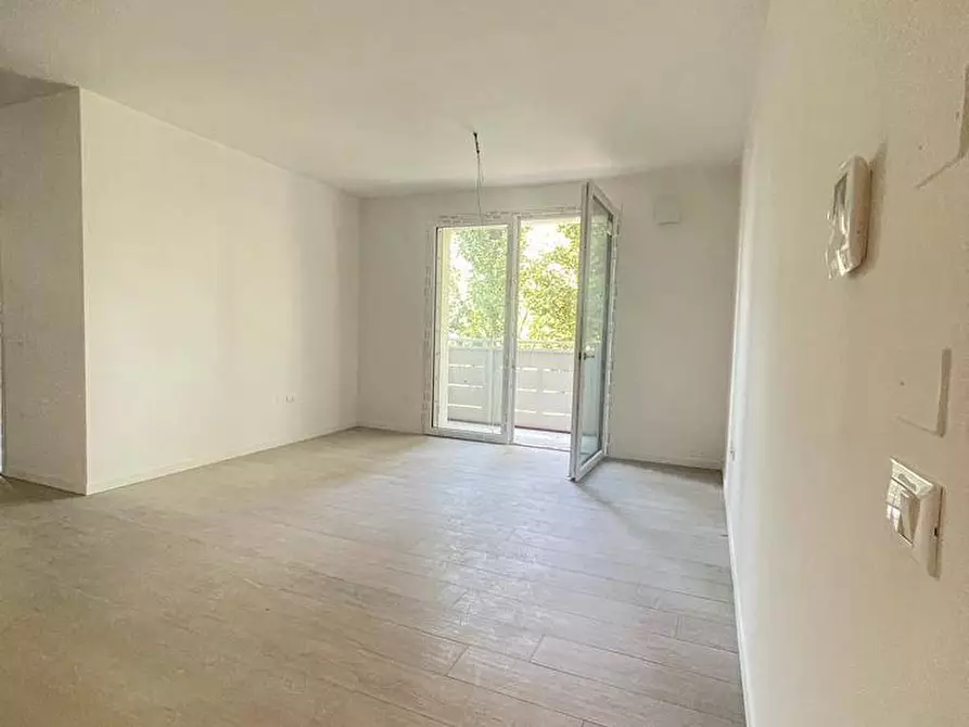 Immagine 15 di Appartamento in vendita  a Mantova