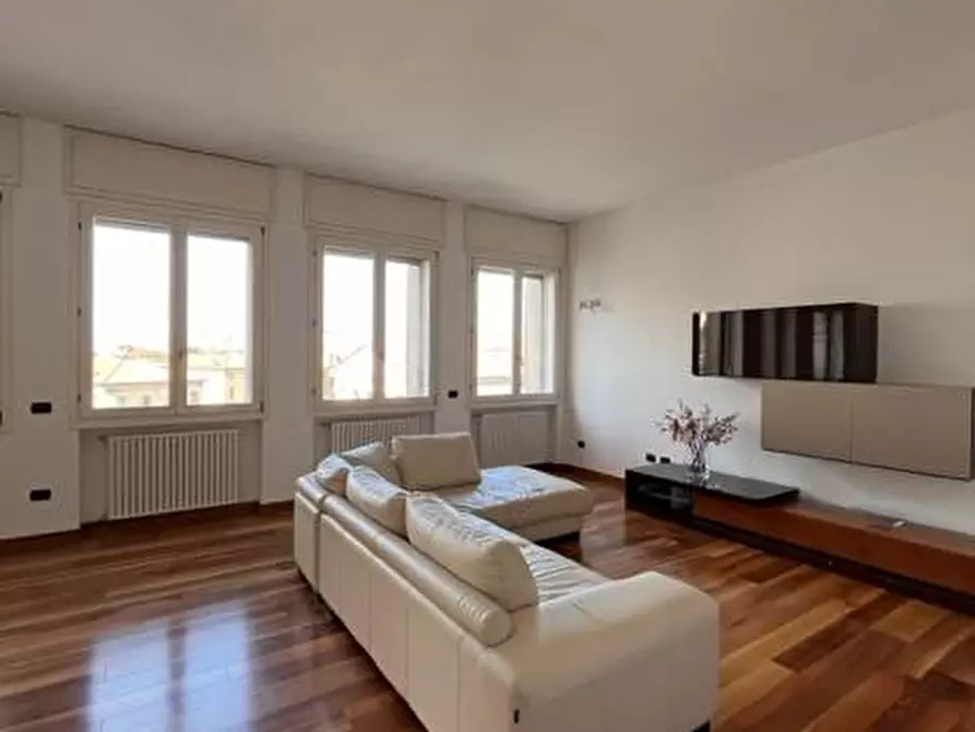 Immagine 3 di Appartamento in vendita  a Mantova