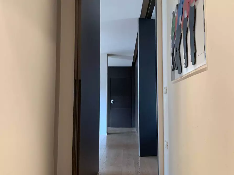 Immagine 12 di Appartamento in vendita  a Mantova