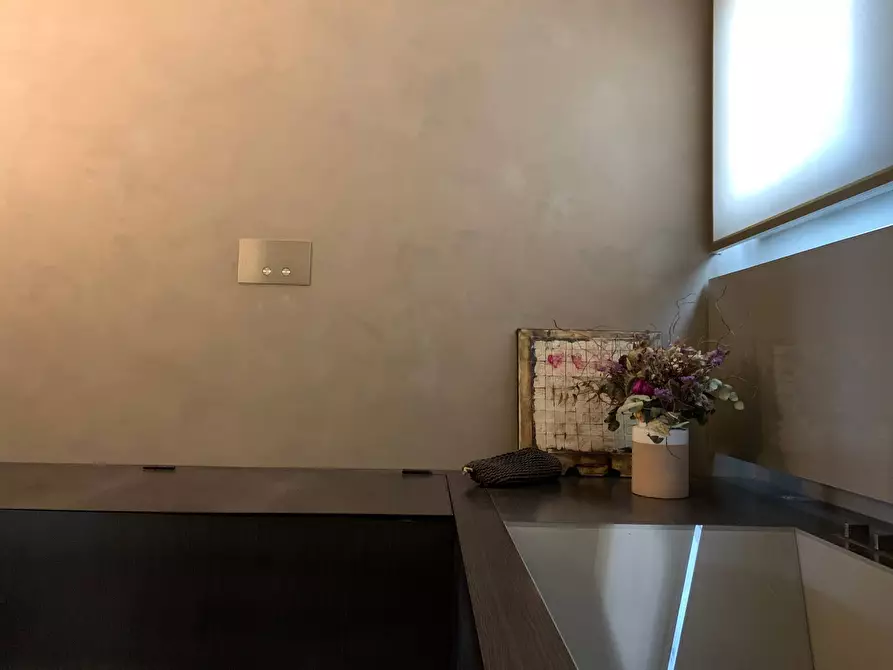 Immagine 23 di Appartamento in vendita  a Mantova