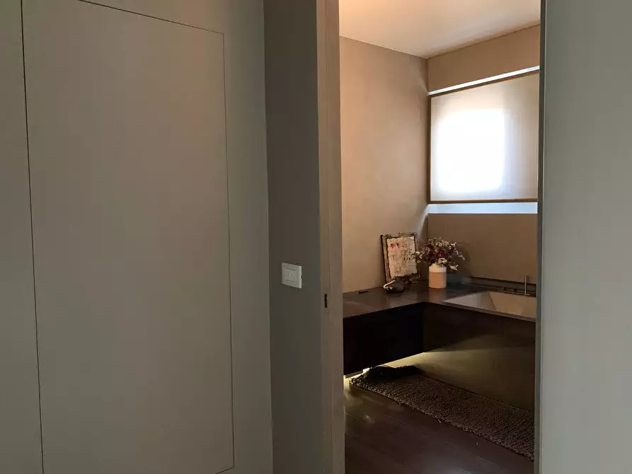 Immagine 24 di Appartamento in vendita  a Mantova